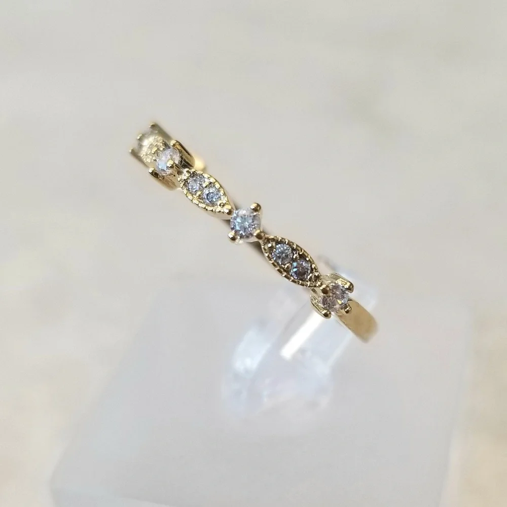 18k Stack Band - Picture 6 of 9